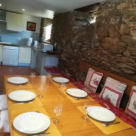 L'etable, 4- 6p Met Houtkachel En Gezamenlijk Zwembad Holiday home *