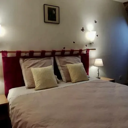 Holiday home L'etable, 4- 6p Met Houtkachel En Gezamenlijk Zwembad *